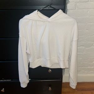 ALO yoga, cropped ribbed, size small, pullover with hood